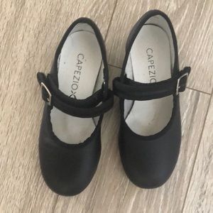 Toddler tap shoes